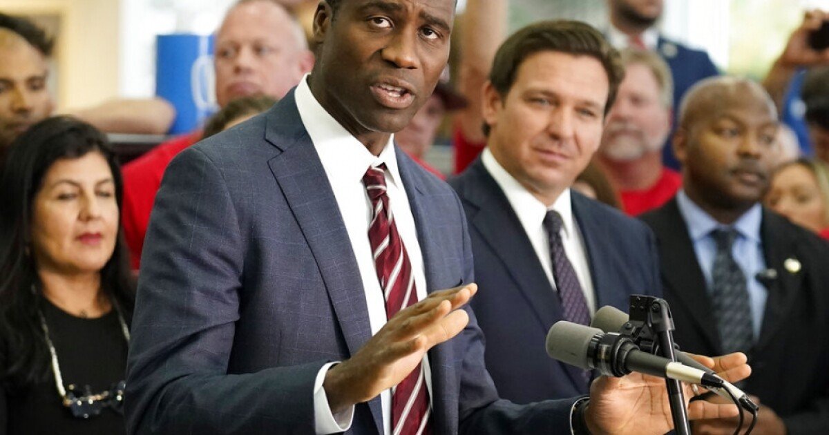 Florida surgeon general opposes CDC's COVID vaccine recommendation